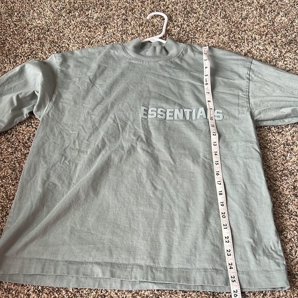 Essentials Fear Of God Shirt - Picture 7 of 7
